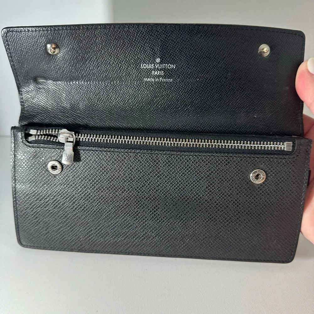LOUIS VUITTON Portefeuille Accordion Wallet - Black - Picture 2 of 7